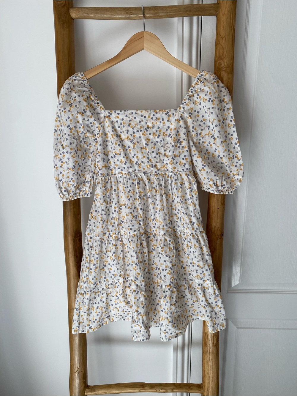 Altar’d State Mini Danity Floral Dress Puff Sleeve Yellow Blue Ivory Sz Small